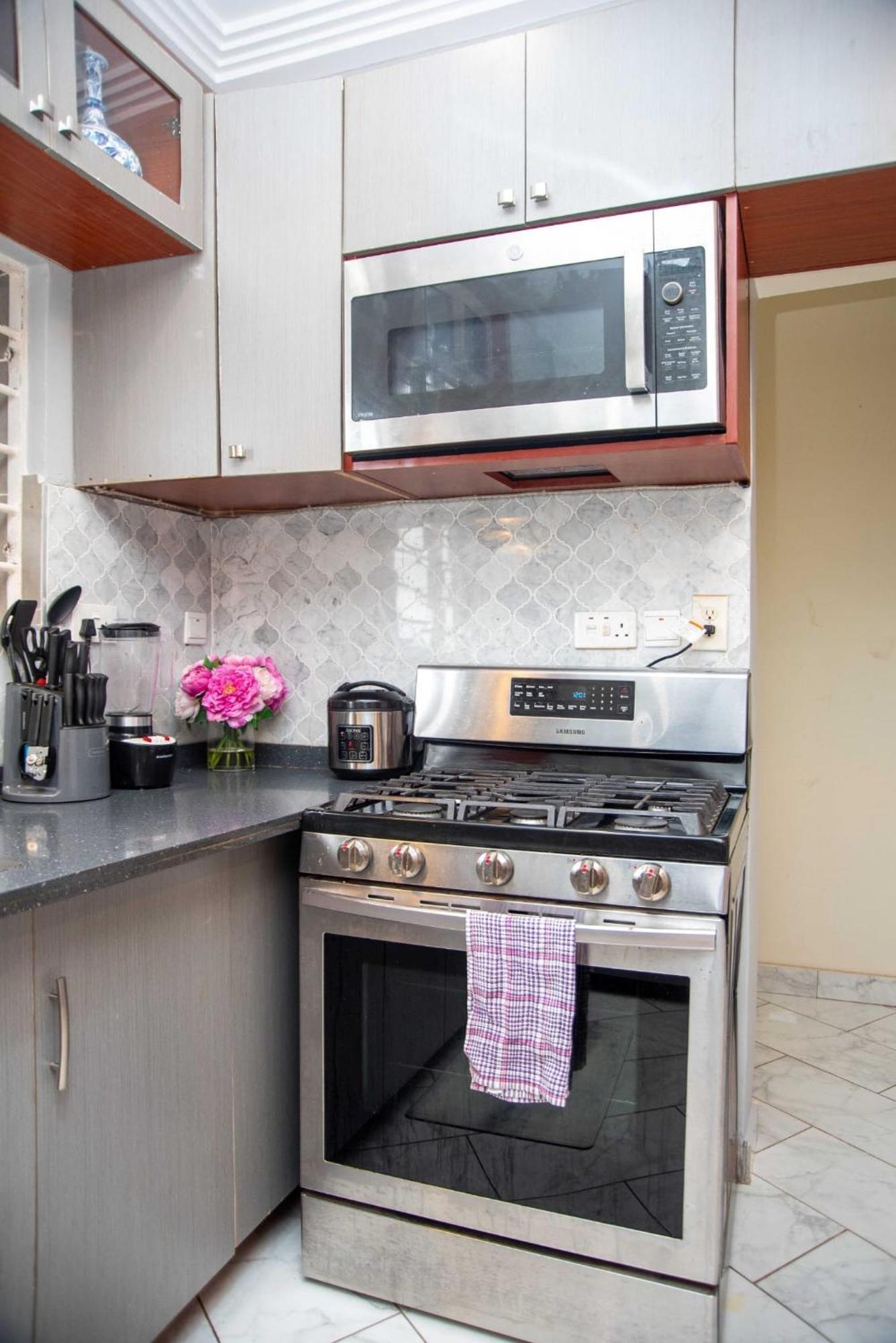 Seyramz Palace - Free Airport Pick Up - High Speed Starlink Wifi - Car Rental Tamale Esterno foto